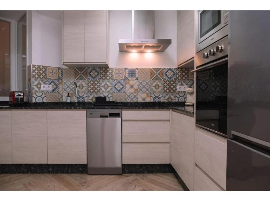 Piso Centrico Y Tranquilo Apartment Vigo Luaran gambar